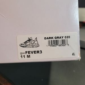 Guess sneakers size 11